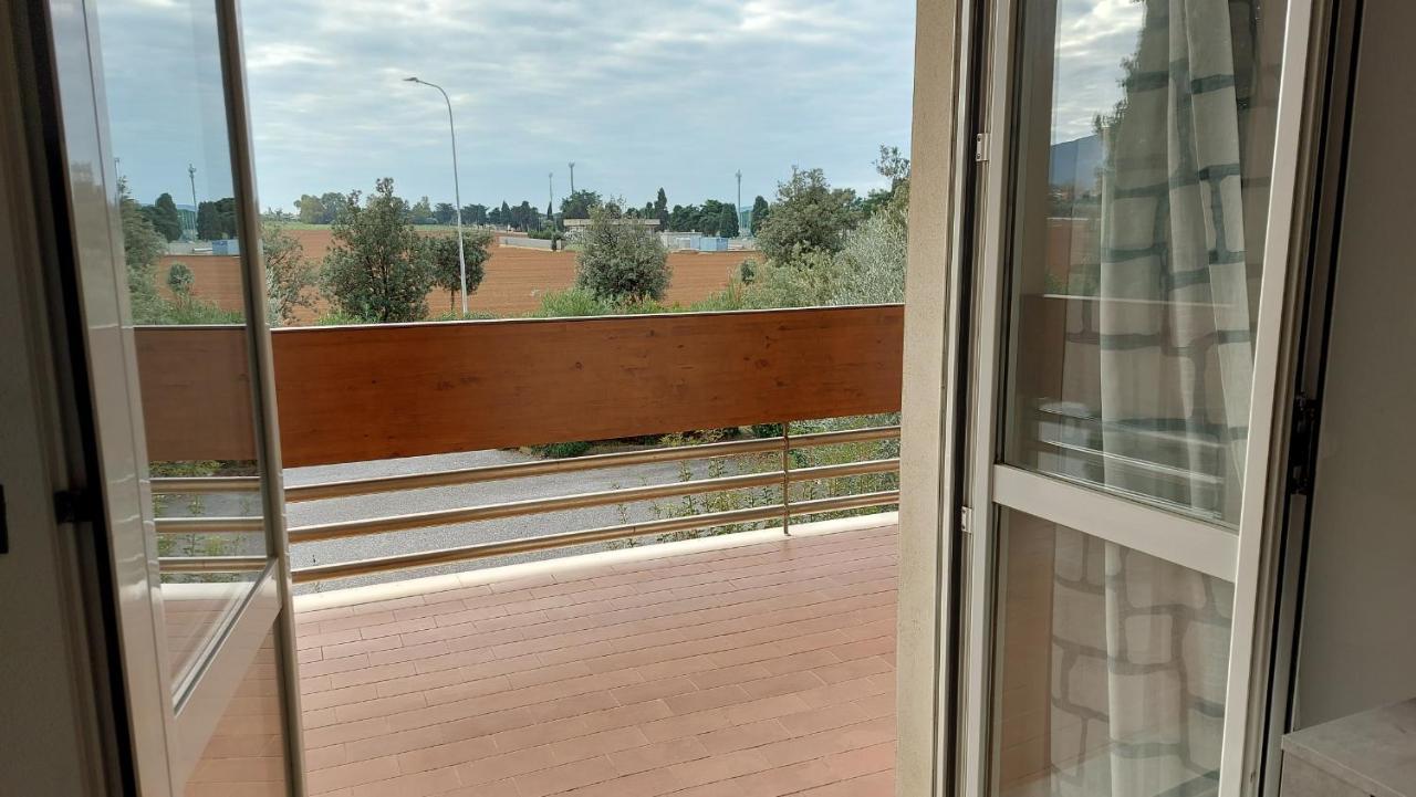 סן וינצ'נזו Appartamento Santa Costanza Con Piscina מראה חיצוני תמונה